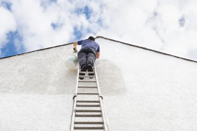 Peinture extérieure à Aurignac — façades et ravalement